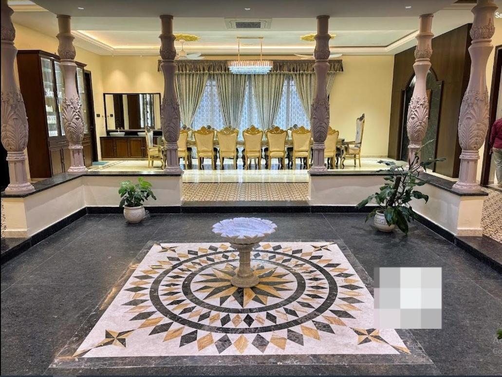 Redhomex Cove Castle Villa Haiderabad Buitenkant foto