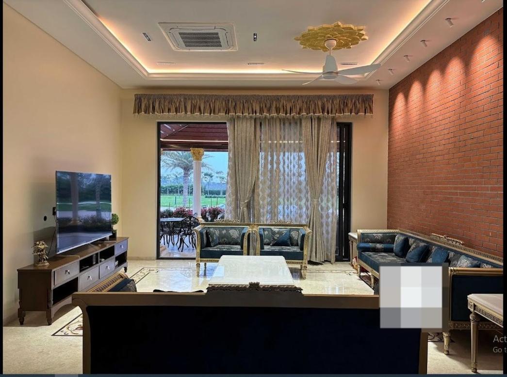 Redhomex Cove Castle Villa Haiderabad Buitenkant foto